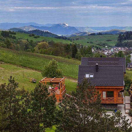 Houten Vakantiewoning "Reisnaarpolen" Royaal Ontbijt, Sauna En Hottub Чарна-Гура Экстерьер фото