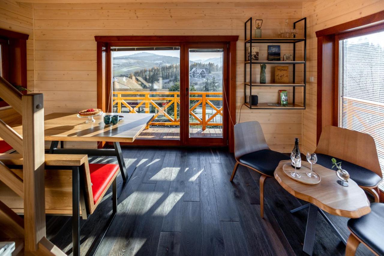 Houten Vakantiewoning "Reisnaarpolen" Royaal Ontbijt, Sauna En Hottub Чарна-Гура Экстерьер фото