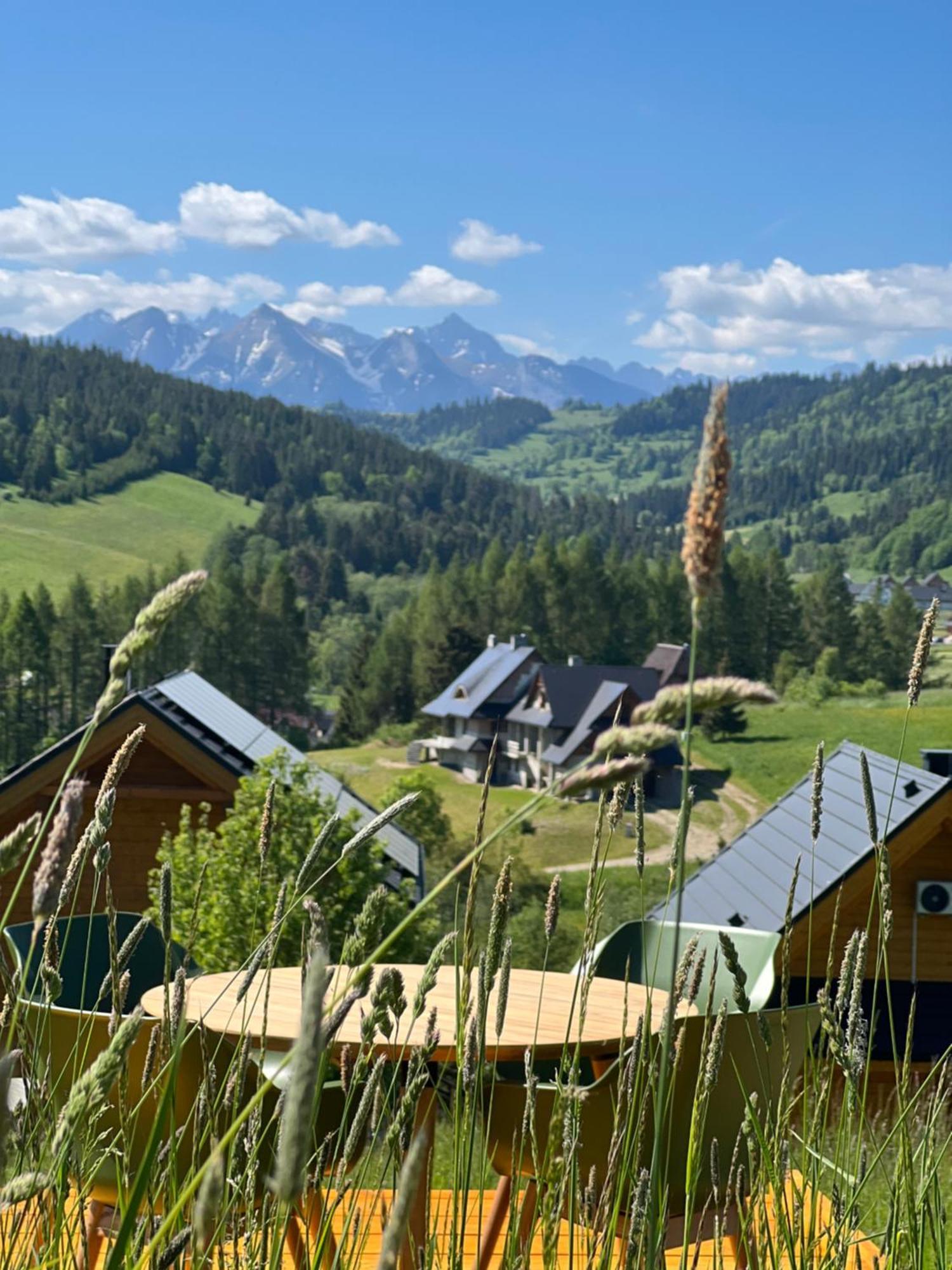 Houten Vakantiewoning "Reisnaarpolen" Royaal Ontbijt, Sauna En Hottub Чарна-Гура Экстерьер фото